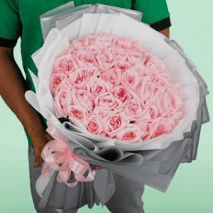 Hand Bouquet of Charismatic Pink Roses - Order Online btf.in