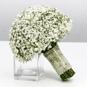 Buy Elegant Gypsophila bridal bouquets: Ideal for Your Wedding Day Look!" 💐👰