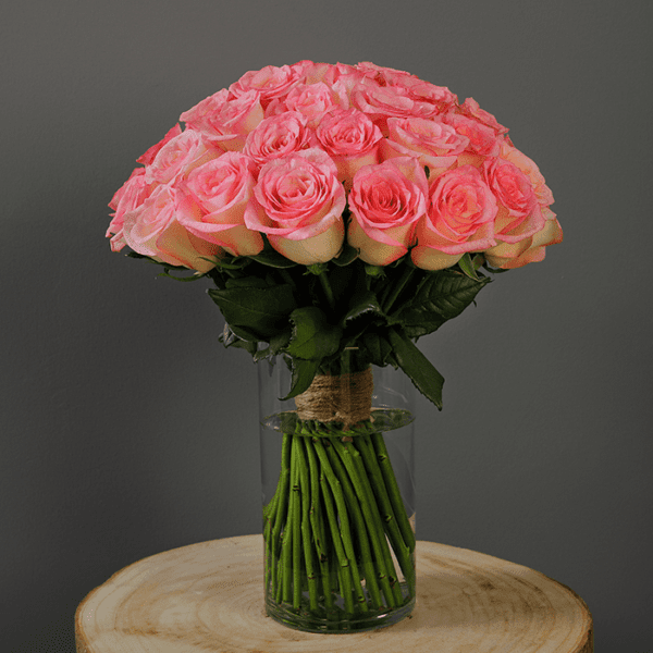 Bunch of light pink Roses - Flowers in Vase | BTF.in