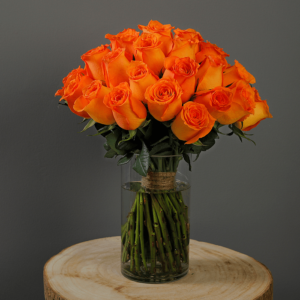 Bunch of Spritz Roses - Buy Roses in vase delivery to India- BTF