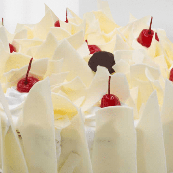 white_forest_cake_premium_2