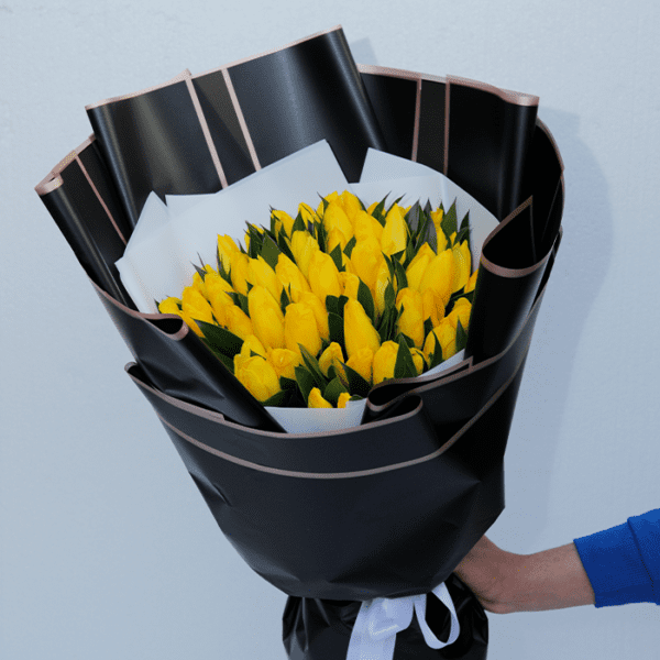 yellow_tulips_handbouquet_4 Yellow Tulips Hand Bouquet - Tulips Hand Bouquet | BTF.in