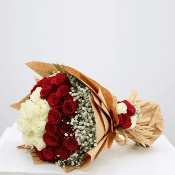 A Signature Rose Flower Bouquet | Romantic red rose bouquet