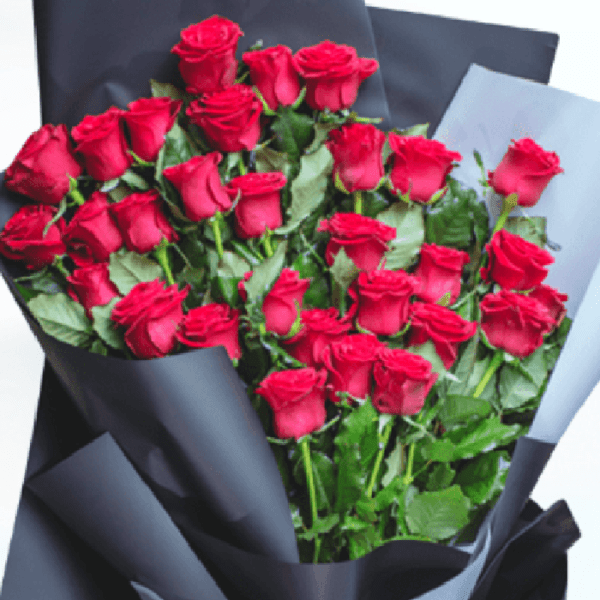 Bouquet of 30 Red Roses | Blacktulipflowers.in