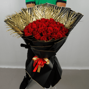 Elegant flower bouquet with fresh blooms and premium wrapping
