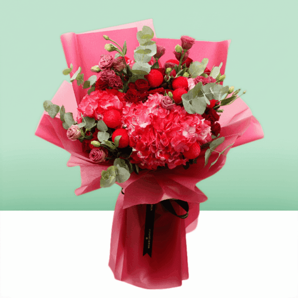 Bouquet of 100% Love | Blacktulipflowers.in