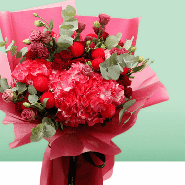 Bouquet of 100% Love | Blacktulipflowers.in