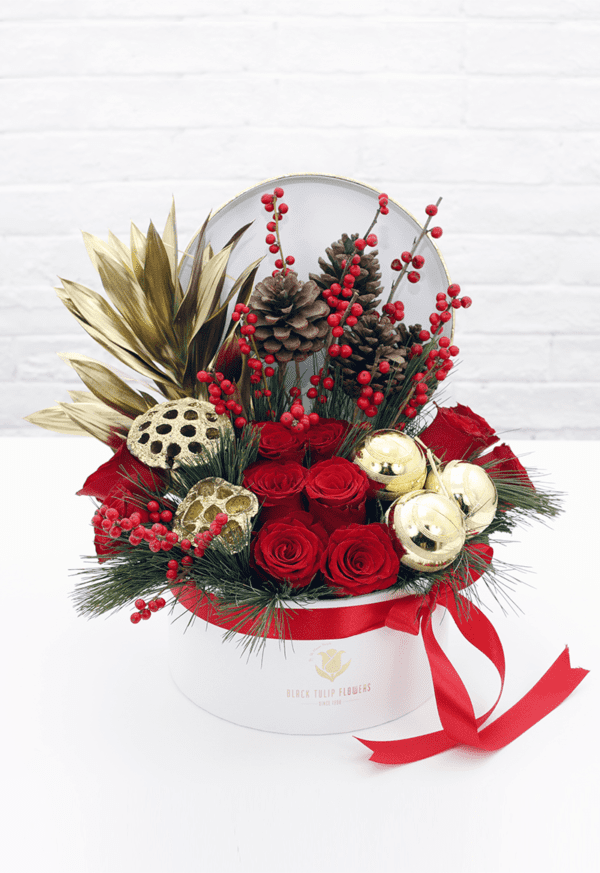 Christmas Floral Gift Box | Blacktulipflowers.in