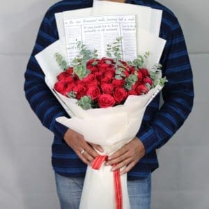 Luxury Roses - Order Red Roses bouquet online | btf.in