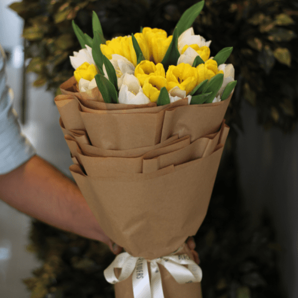Romantic Tulips - Order Tulips flower bouquet | btf.in