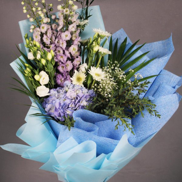 Cool breeze - Order Themed Bouquet at btf.in