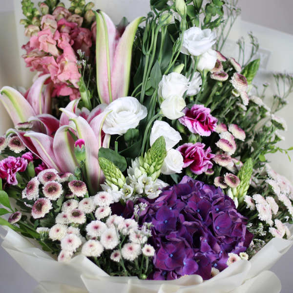 Beautiful Moments - Order mix flowers bouquet at btf.in