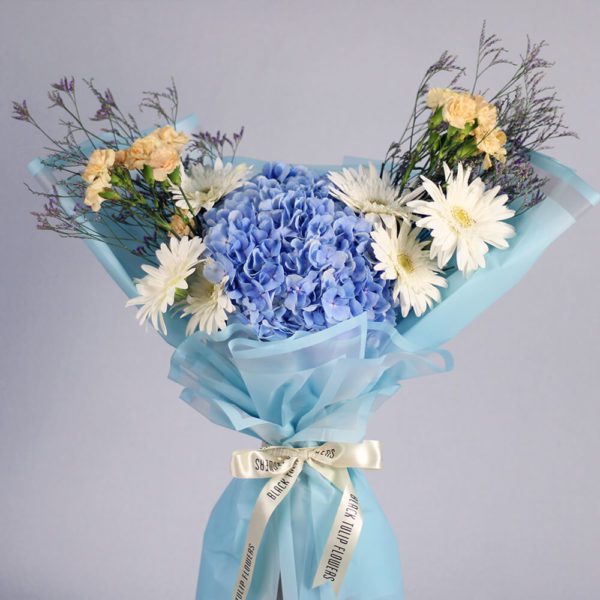 Blue Moonlight Melody - Order Exotic Flower Bouquet | BTF.in