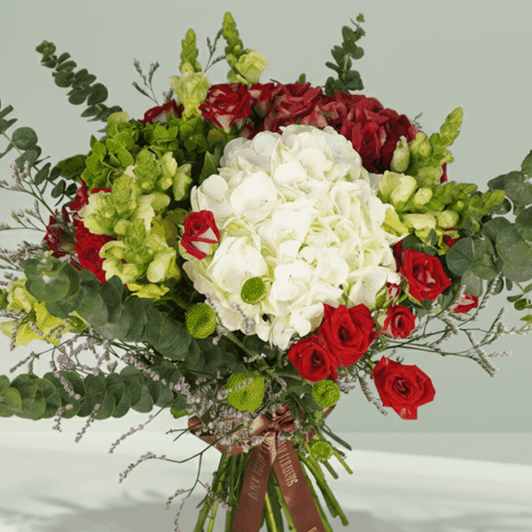 A Symbol of Purity and Elegance: Order Anniversary Bouquet