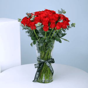 Perfect valentines flower bouquet : Celebrate Golden Years ferrero rocher chocolate with and rose