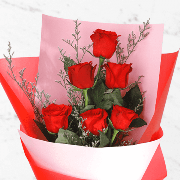 Small Bouquet: Affordable Romance with 6-Stem Rose Bouquet | Black Tulip Flowers