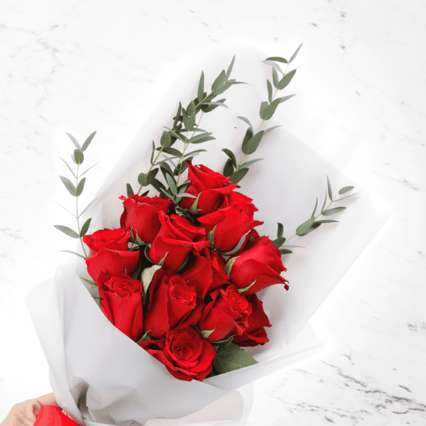 Red Bouquet of Roses: Stunning 12 Red Rose Bouquet | Black Tulip Flowers