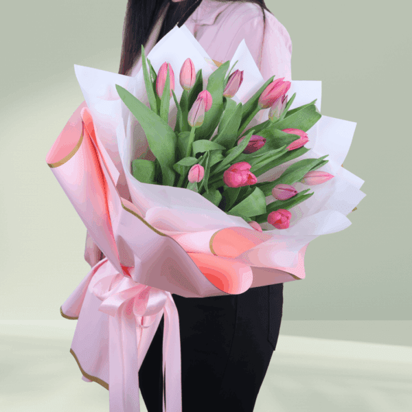 15 Stems Pink Tulip Bouquet (2) A vibrant bouquet of 15 pink tulip stems, available for online purchase.