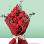 Bold Romance – 6 red rose bouquet (2)