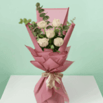 Vanilla Bloom – 5 Stem White Rose (4)