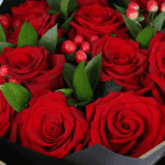 20-red-roses-hypericum-korean-wrapped-bouquet (1)