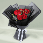 mini-red-rose-valentine-bouquet (1)