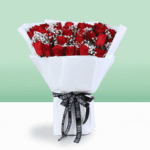 red-roses-babys-breath-white-wrap (3)