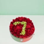 Team Portugal – Ronaldo Fan Edition floral box featuring red and green roses, Portugal-inspired floral arrangement, premium fan gift box for football lovers and Cristiano Ronaldo supporters.